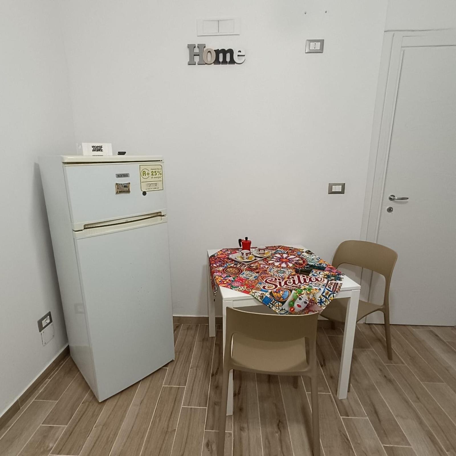 פלרמו Casa Alla Stazione מראה חיצוני תמונה